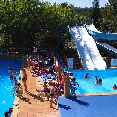 Camping Le Pigeonnier Saint-Crépin-et-Carlucet المظهر الخارجي الصورة