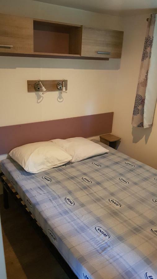 Camping Le Pigeonnier Saint-Crépin-et-Carlucet المظهر الخارجي الصورة
