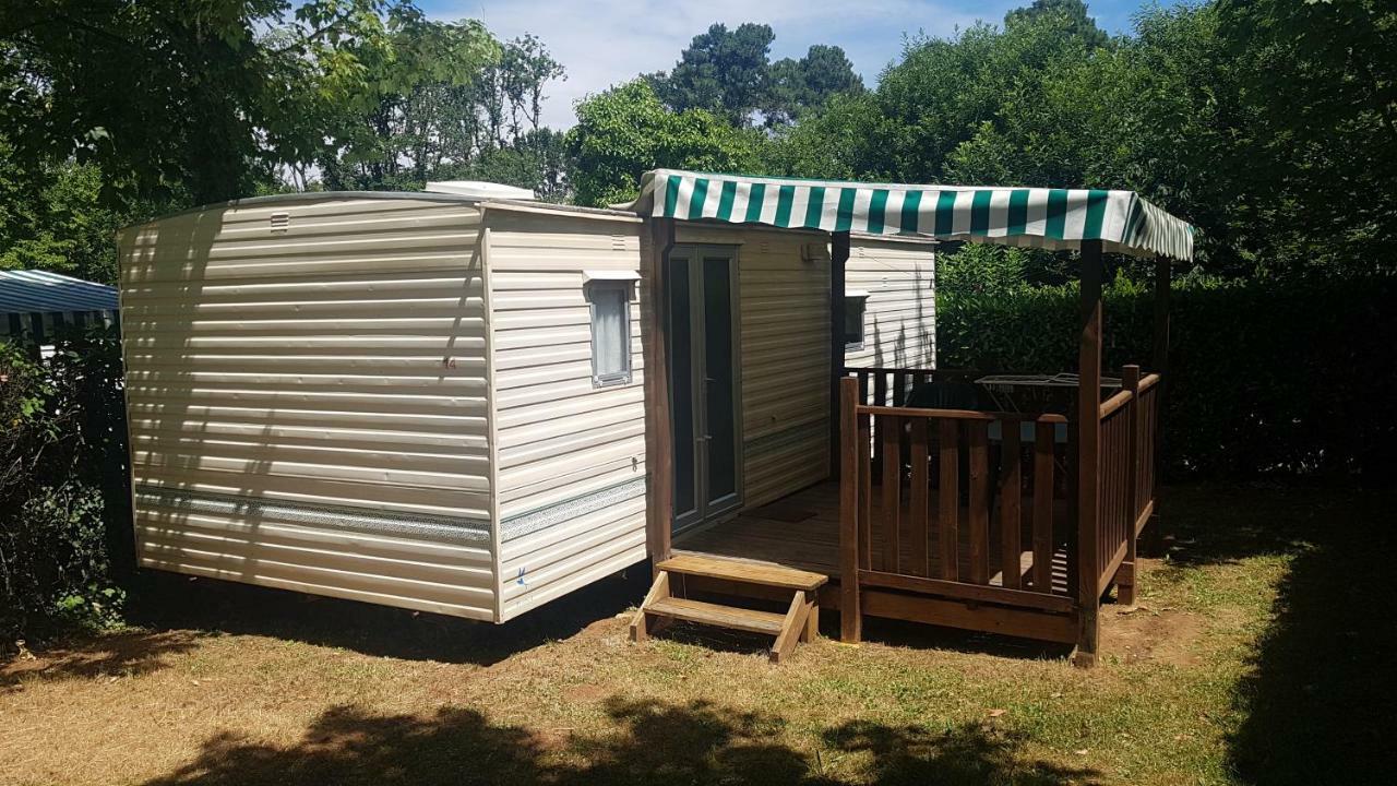 Camping Le Pigeonnier Saint-Crépin-et-Carlucet المظهر الخارجي الصورة